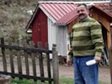 "Я не знаю, что я сделал, что они разозлились, но другого логичного объяснения нет, - добавил он. - Вероятность стать объектом попадания метеорита настолько мала, что, получив удар шесть раз, я склоняюсь к тому, что это делается преднамеренно"