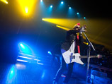     -        30 Seconds to Mars      open-air