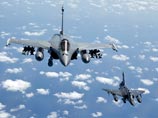 Минобороны Индии получило первые заявки на участие в тендере - от консорциума EADS, BAE Systems и Finmeccanica, выпускающего истребители Eurofighter Typhoon, и французской Dassault, производящей многоцелевые истребители Rafale