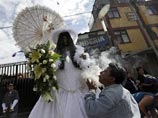     ,       La Santa Muerte ( )