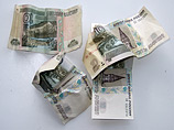 Журнал ссылается на статистику: с начала марта индекс РТС упал почти на 30%, а рубль - на 15% к доллару США. Отток капитала за первые четыре месяца 2012 года составил 42 млрд долларов