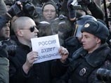 Оппозиции, которая сейчас собирает митинги всего три-пять тысяч человек, что кажется "песчинкой" по сравнению со стотысячной толпой на Болотной площади, все равно стоит отдать должное, пишет корреспондент немецкой газеты Tageszeitung