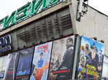 Нарушение демонстратором фильма предусмотренных квот будет караться штрафом на юридических лиц от 100 тысяч до 400 тысяч рублей за каждый факт нарушения законодательства