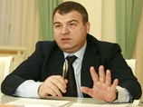 Также сообщается, что список передаваемого на реализацию имущества утверждался лично тогдашним министром обороны Анатолием Сердюковым