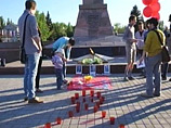 Центральный районный суд Тольятти приговорил к штрафу в размере 10 тысяч рублей организатора акции, посвященной всемирному Дню памяти погибших от СПИДа и проведенной у Вечного огня в Тольятти 19 мая