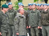 Власти Австрии приняли окончательное решение о выводе с Голанских высот своих миротворцев, которые составляют около 40% контингента, сообщает газета Kronen Zeitung