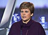 Ирина Прохорова работает главным редактором издательства "Новое литературное обозрение", ранее она представляла своего брата на дебатах во время прошедших выборов президента России