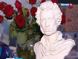В Москве в этот день был свободный вход в музей Пушкина, где выставлялась специальная экспозиция, а также открылся музей дяди поэта Василия Львовича Пушкина