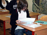 Так как ранее варианты по другим экзаменам появились на бесплатных ресурсах, можно предположить, что даже если кто-то действительно покупает задания за деньги, то потом эти люди безвозмездно делятся ими с ровесниками