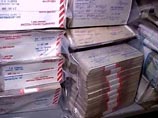Как выяснили прокуроры, итоговая сумма заказа у финнов оказалась на 60 миллионов рублей больше, чем если бы чиновница закупила необходимую мебель по среднерыночным ценам