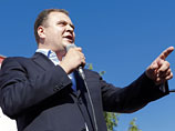  Адвокат Михаил Писарец, прибывший в пятницу на встречу со своим подзащитным в областной следственный изолятор N1, был заперт в пустой камере СИЗО