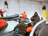        Greenpeace Arctic Sunrise        