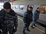 12 , ,         30       Arctic Sunrise,     -