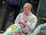  , 15-      ,  2015        ADAC Formula 4    Van Amersfoort Racing
