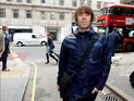 Бывший вокалист Oasis извинился за гомофобный пост о российских футбольных болельщиках Бывший вокалист Oasis извинился за гомофобный пост о российских футбольных болельщиках