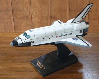   Discovery,  c  spacemodel.com