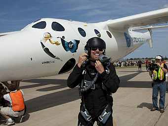        White Knight Two.    Virgin Galactic
