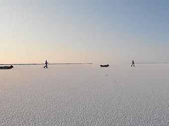    .  Catlin Arctic Survey