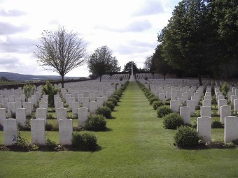   .    ww1cemeteries.com