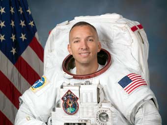  .  NASA 