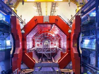  .  CERN