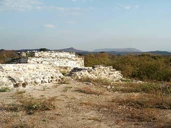     .  Bbachand