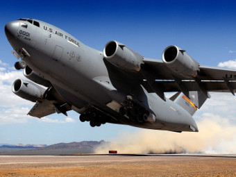 C-17 Globemaster III.    widescreenstuff.com