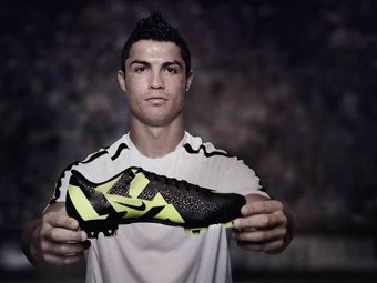  .   -  Nike