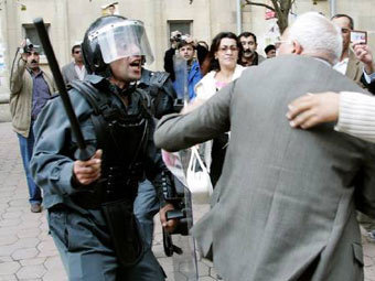    .   Reuters