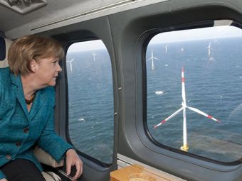       "-1".  ©AFP