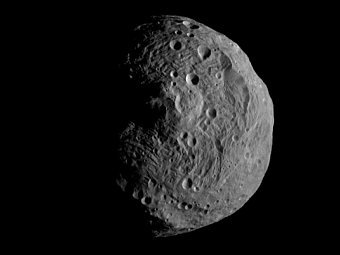 .  NASA/JPL-Caltech/UCLA/MPS/DLR/IDA