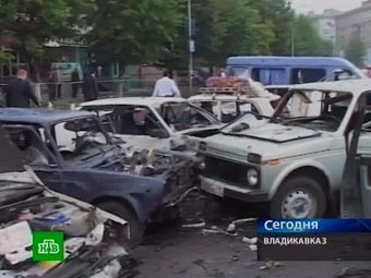 На месте взрыва на рынке. Кадр телеканала НТВ