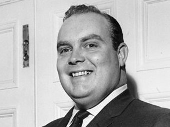   -.  1962    ©AP