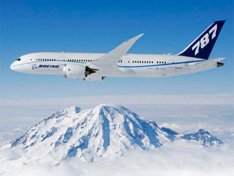 B787 Dreamliner  ANA.    boeing.com