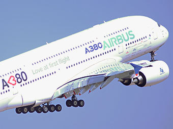 Airbus A380.  "."