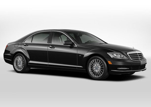 - Mercedes-Benz 