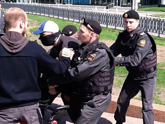 Задержание на Трубной площади. Фото @razvozzhaev_leo