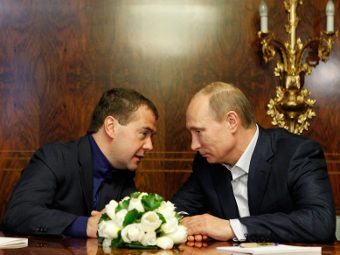 Дмитрий Медведев и Владимир Путин (справа). Фото РИА Новости, Дмитрий Астахов