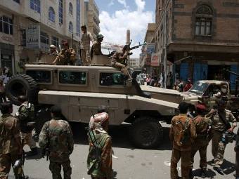 Военный патруль в столице Йемена. Фото ©AFP