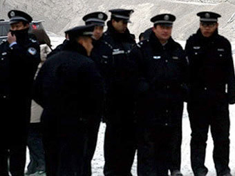 Китайские полицейские. Фото ©AFP