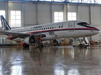 Superjet-100.   ,  