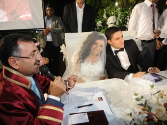   Twitter-.    mustafakara.com