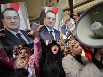 Сторонники Хосни Мубарака после решения суда о пересмотре его приговора. Фото: Khaled Desouki / ©AFP