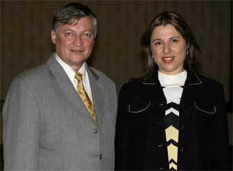     .    www.chessbase.com 